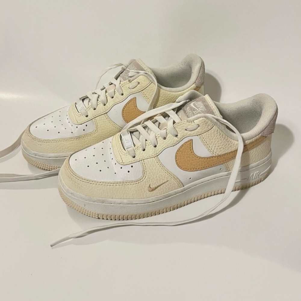 Nike Women's Air Force 1 Low '07 Size 7 'Coconut Milk' DX8953 100